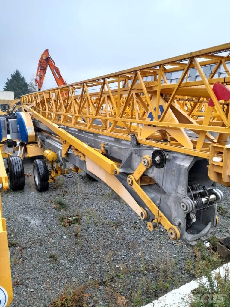 Potain IGO 32 Self erecting cranes
