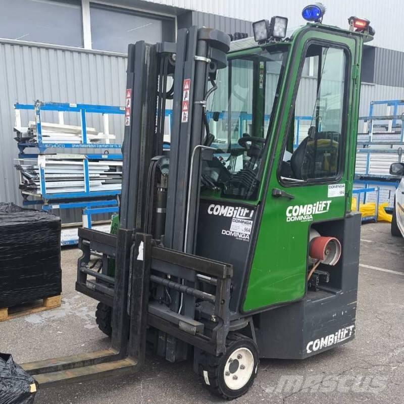 Combilift CB 2500 Stivuitoare cu patru brate