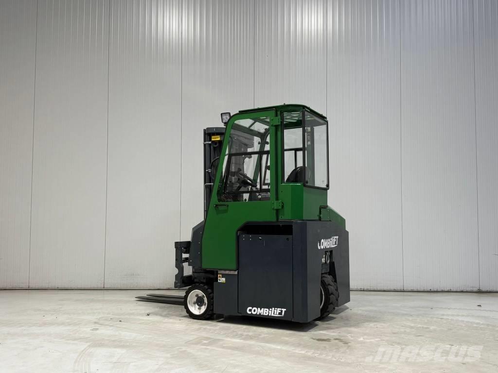 Combilift CBE2500 Stivuitoare cu patru brate