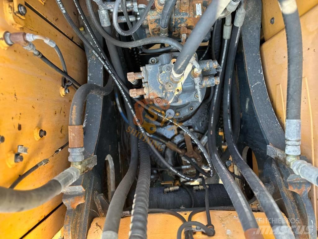 Hyundai 225 Excavatoare pe șenile

