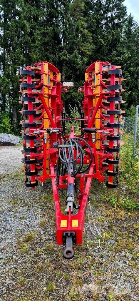 Väderstad Carrier525 Cultivatoare