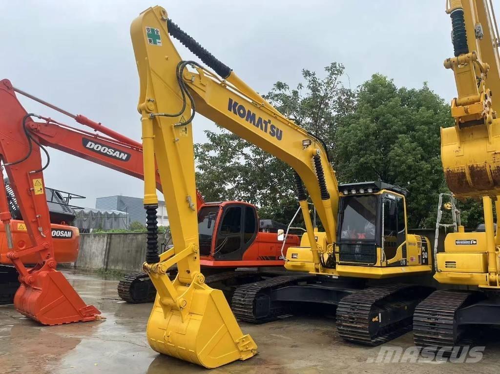 Komatsu PC 240 LC Excavatoare pe șenile
