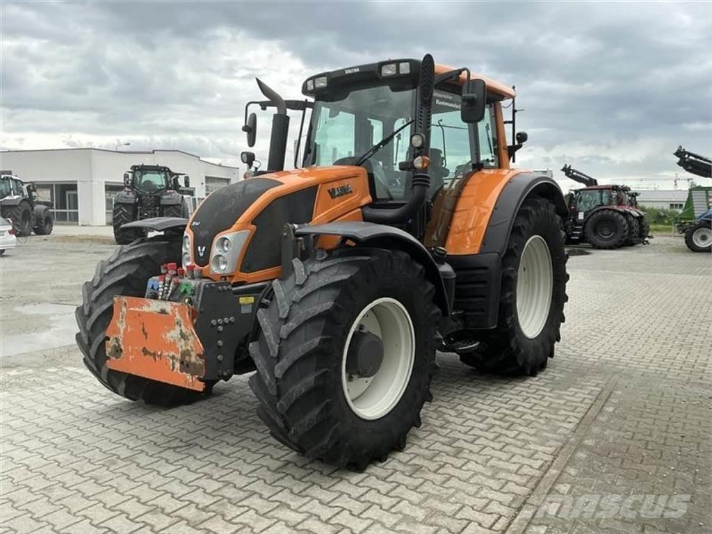 Valtra N 163 D Tractoare