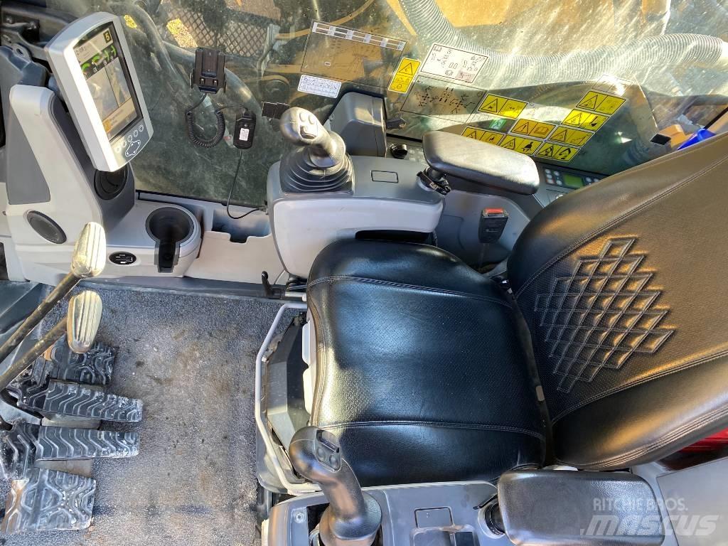 CAT 352 F Excavatoare pe șenile
