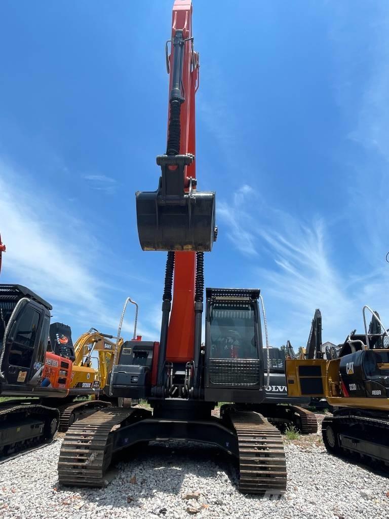 Hitachi ZX 240 Excavatoare pe șenile
