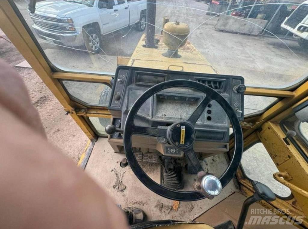 CAT 416 Buldoexcavatoare