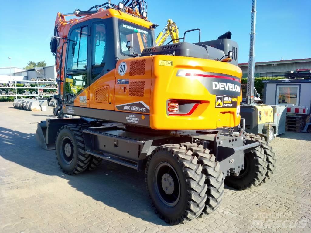 Develon DX 165 WR-7 Excavatoare cu roti