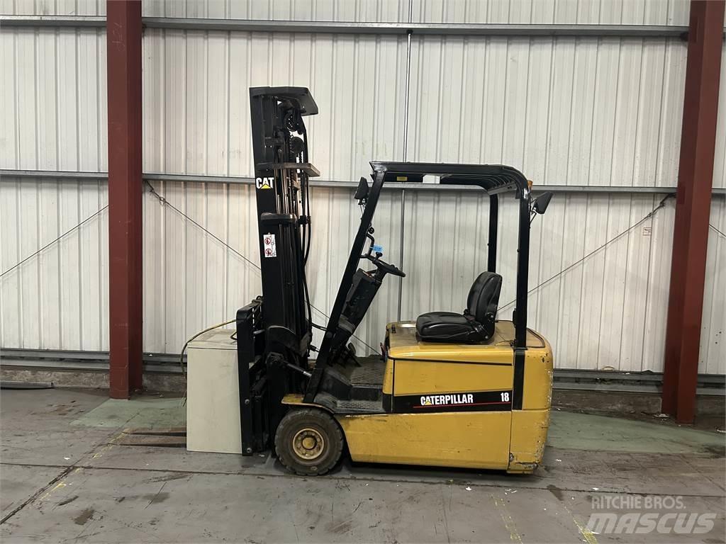CAT EP18KT Stivuitor electric