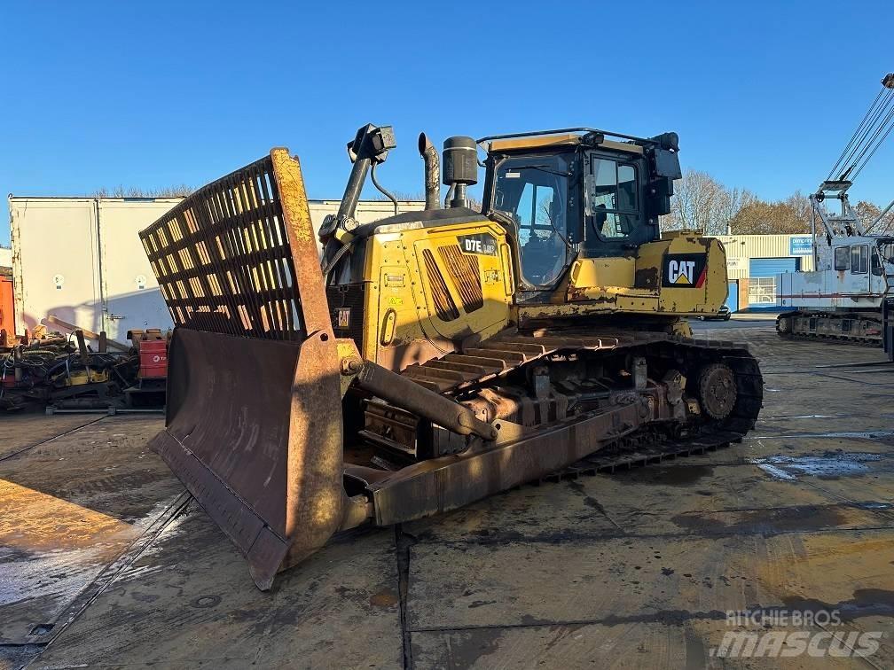 CAT D7E Buldozere pe senile