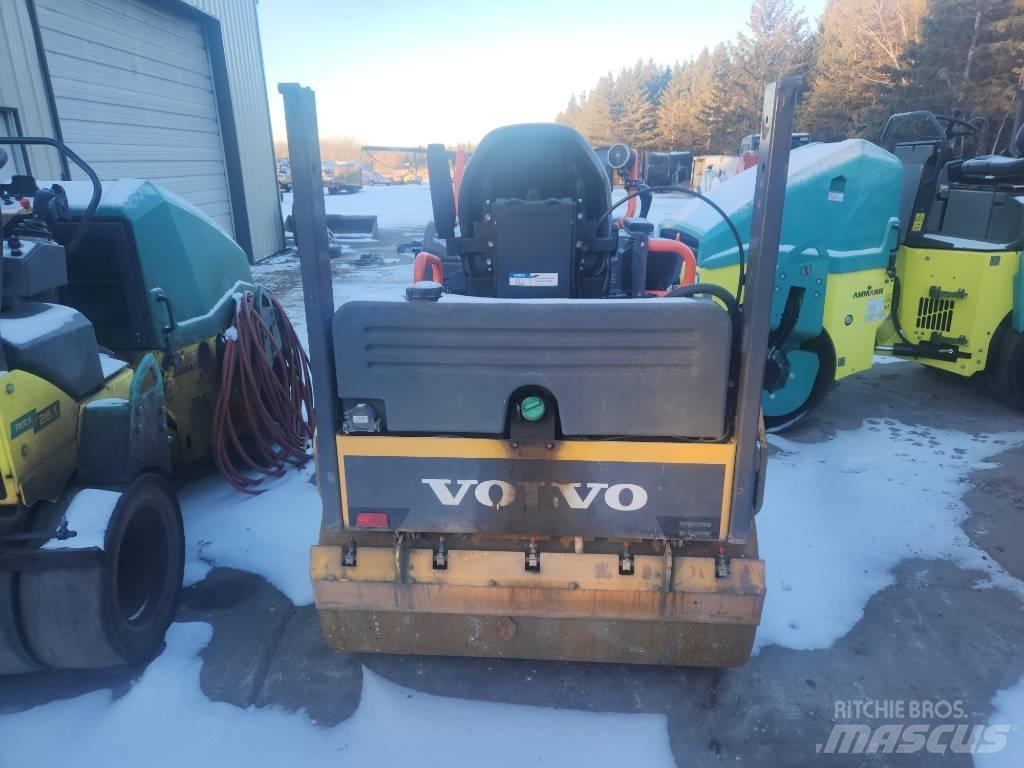 Volvo DD35B Cilindri compactori dubli