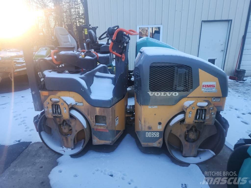 Volvo DD35B Cilindri compactori dubli