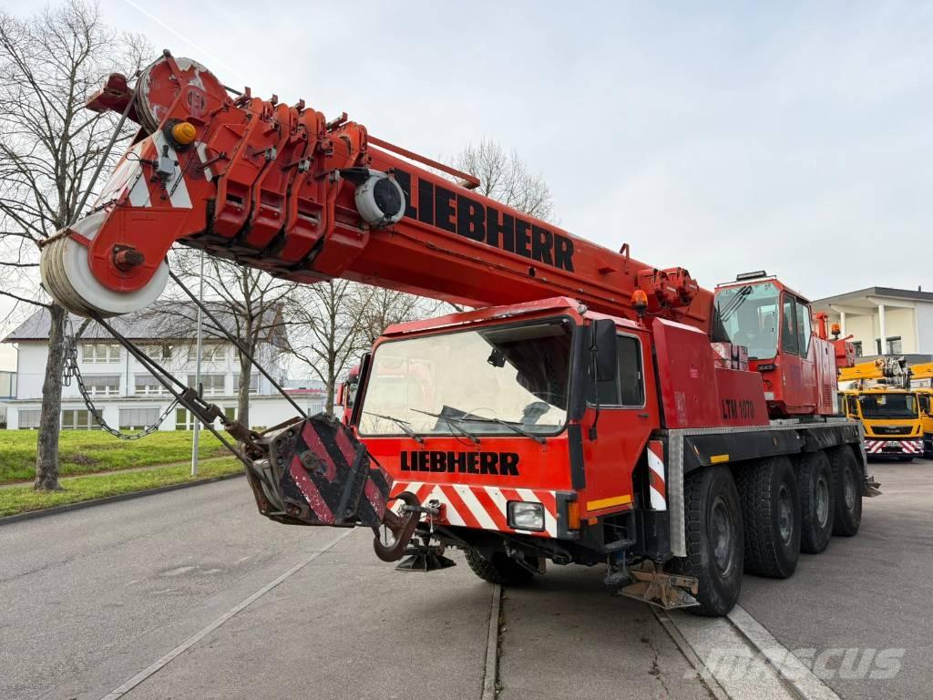 Liebherr LTM 1070 Macara pentru orice teren