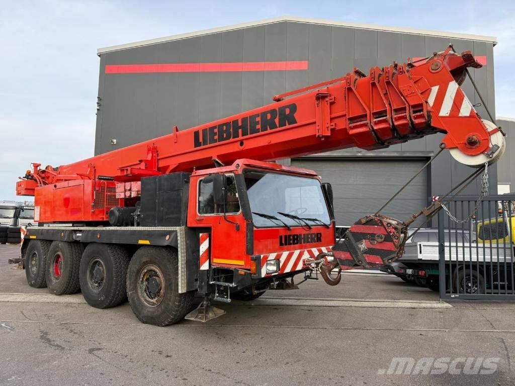 Liebherr LTM 1070 Macara pentru orice teren