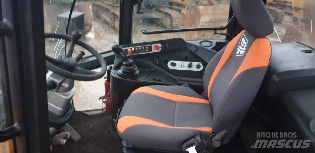 JCB 456 Z Incarcator pe pneuri