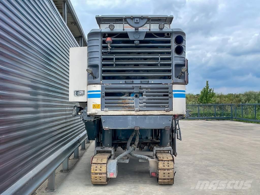 Wirtgen W 210 Utilaje asfalt cu freze reci