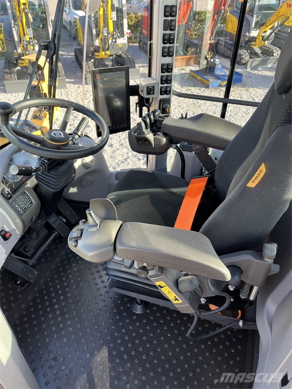 Volvo L 70 H Incarcator pe pneuri