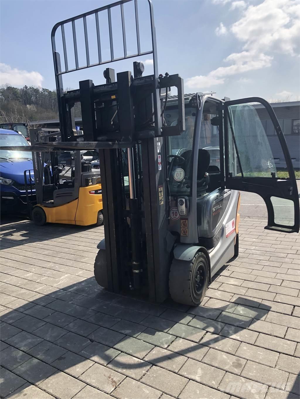 Still RX60-30 Stivuitor electric