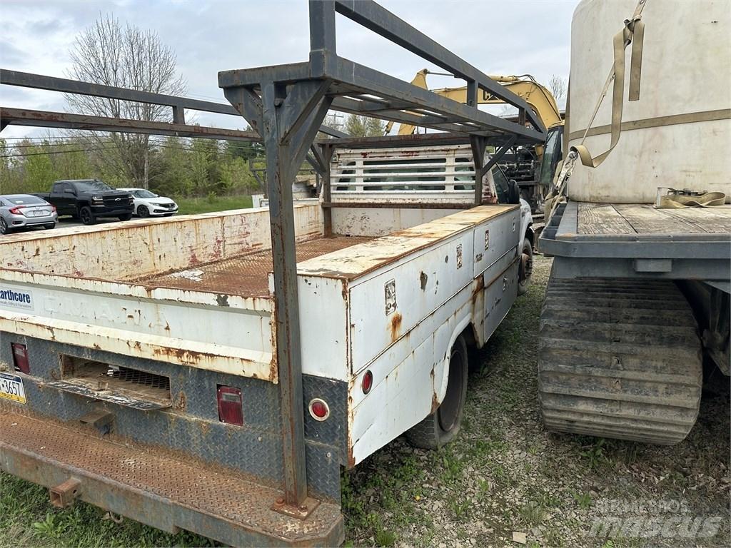 Ford F 450 Camion cabina sasiu