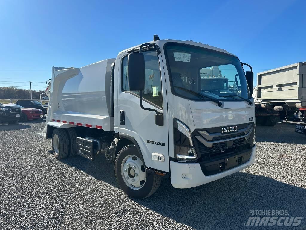 Isuzu NRR Camion de deseuri