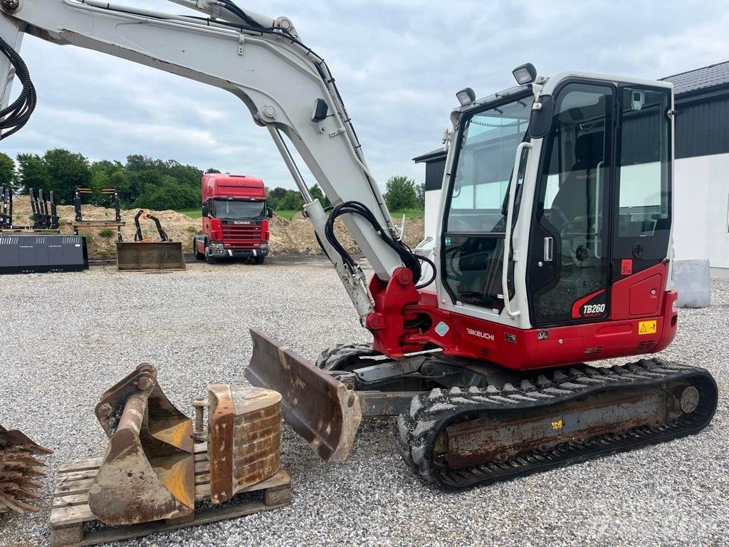 Takeuchi TB260 Mini excavatoare < 7t