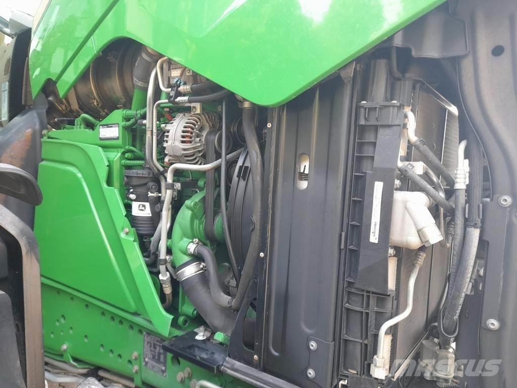 John Deere 6155R Tractoare