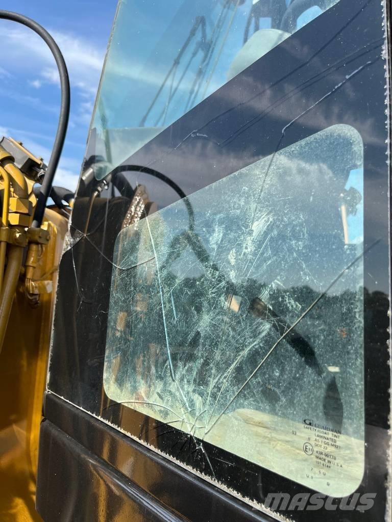 CAT 924 G HL Incarcator pe pneuri