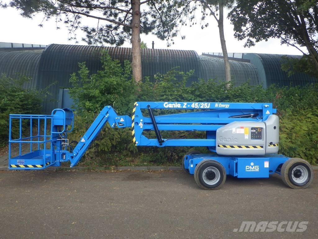 Genie Z45/25JBI Nacele cu brat articulat