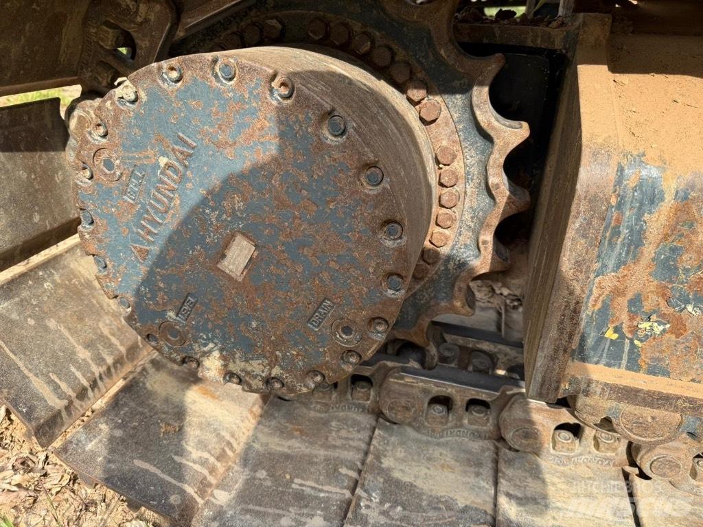Hyundai HX235 A LCR Excavatoare pe șenile
