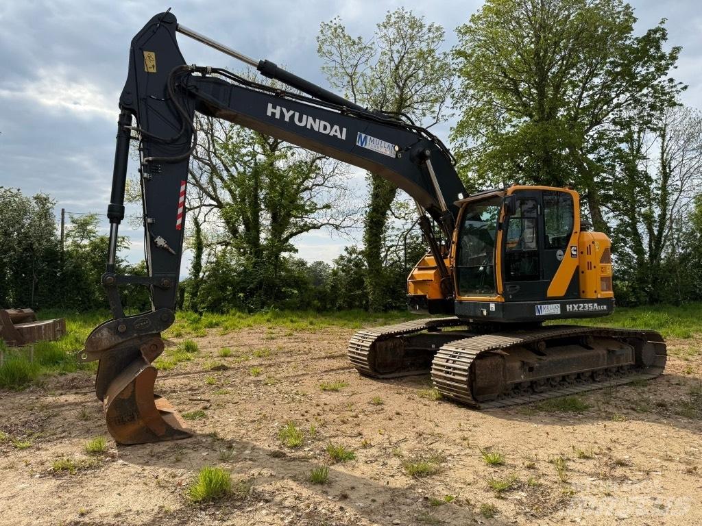 Hyundai HX235 A LCR Excavatoare pe șenile
