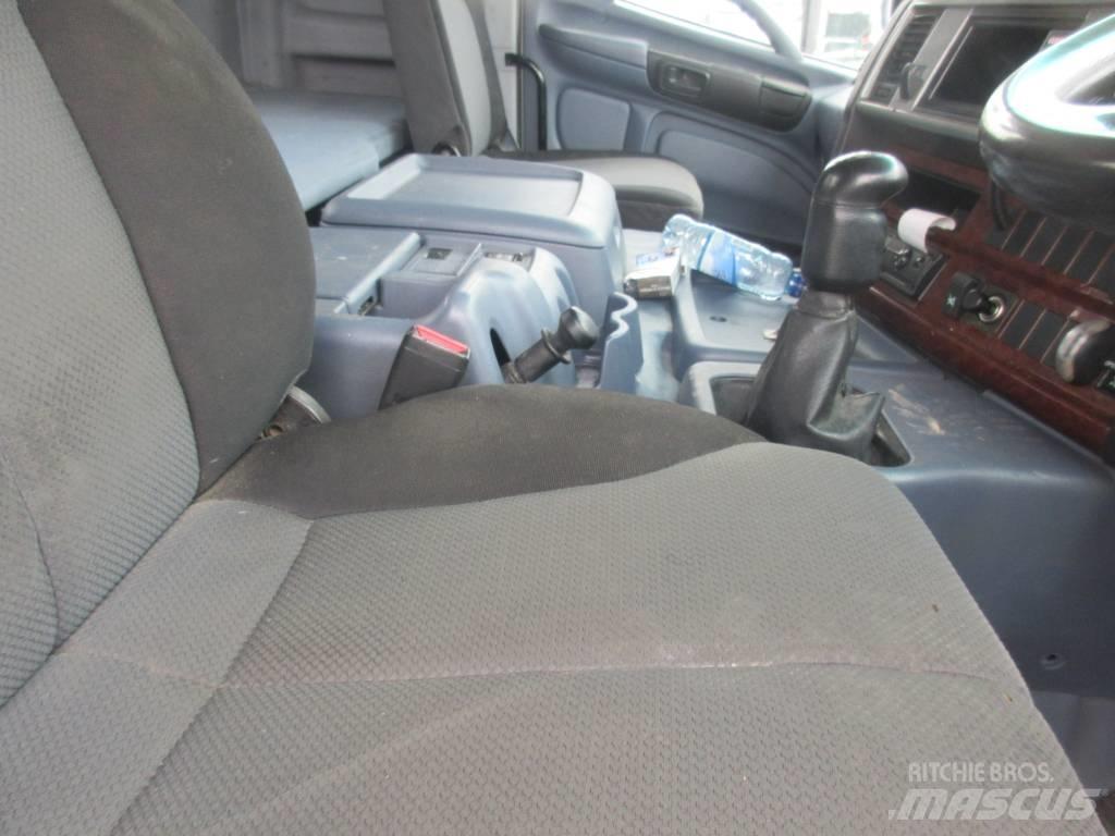 Hino 700 Camioane cu macara