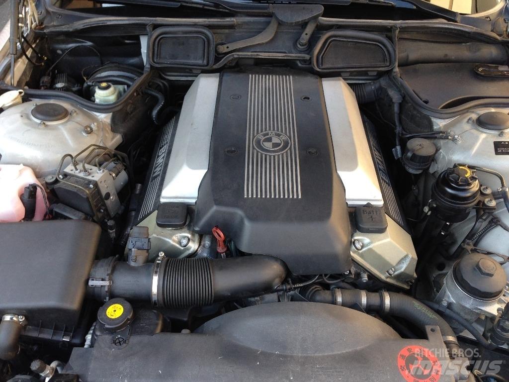 BMW GH-GG35 Masini