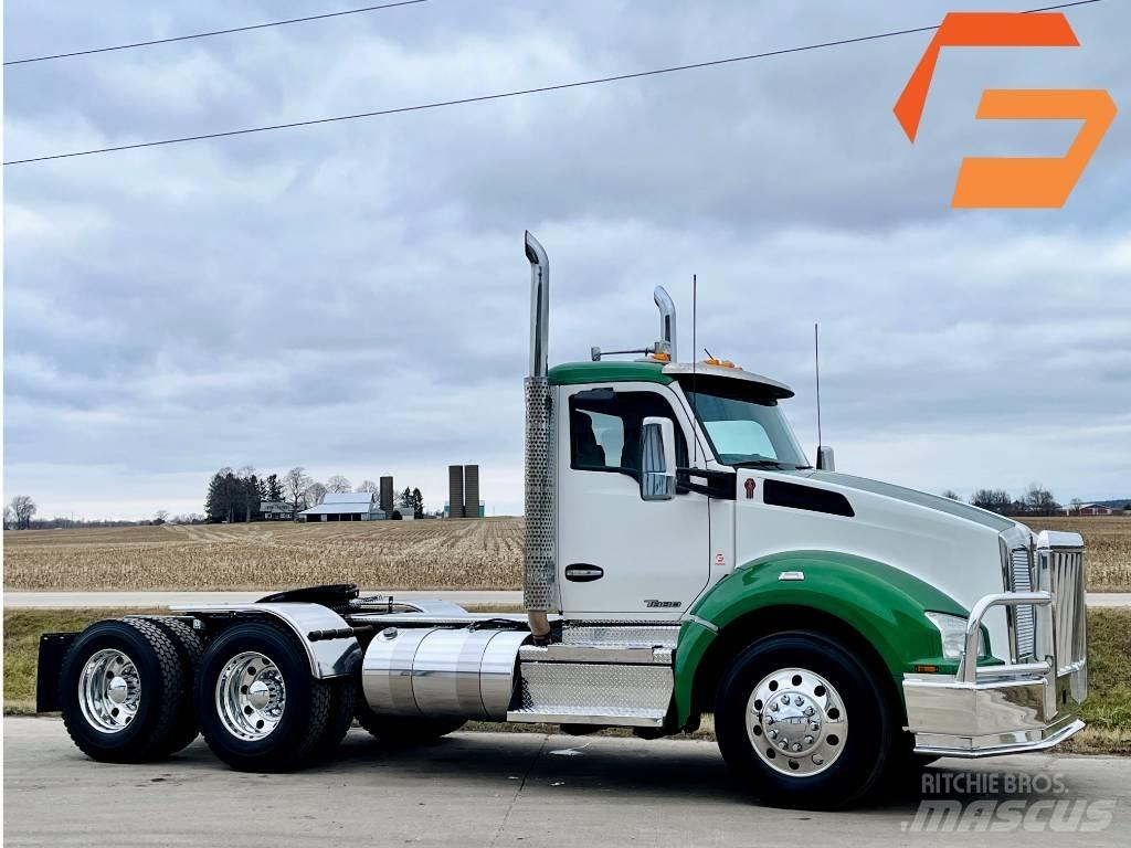 Kenworth T 880 Autotractoare