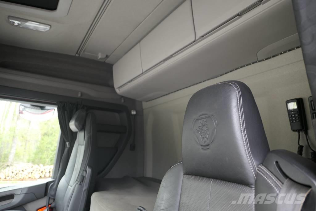 Scania R500 B6x2*4NB Camion cu carlig de ridicare