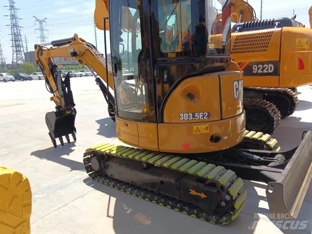 CAT 303.5E2 Excavatoare pe șenile
