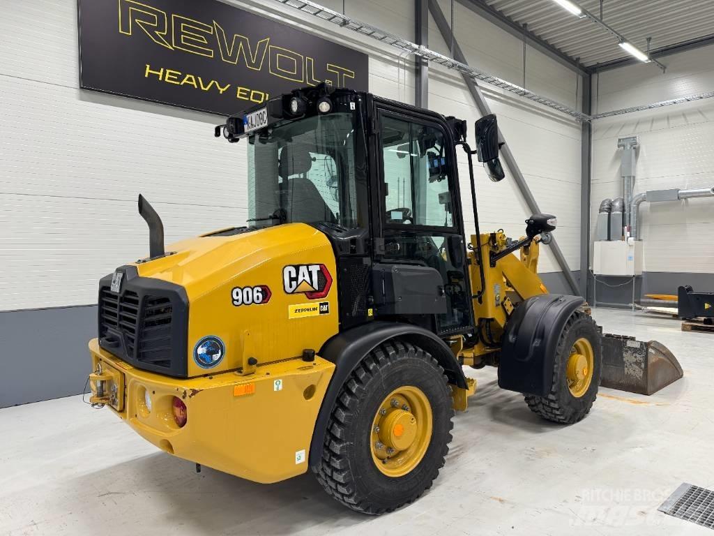 CAT 906 Incarcator pe pneuri