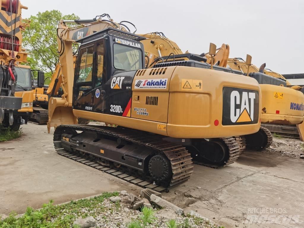 CAT 320 DL Excavatoare pe șenile
