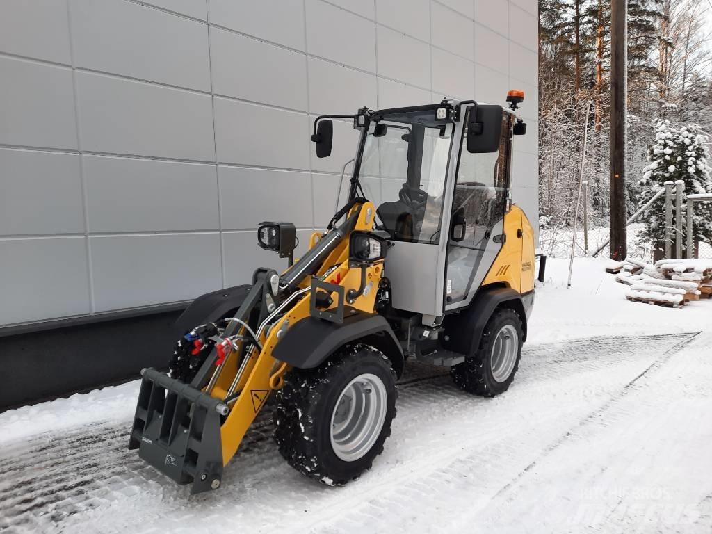 Wacker Neuson WL 28 Incarcator pe pneuri