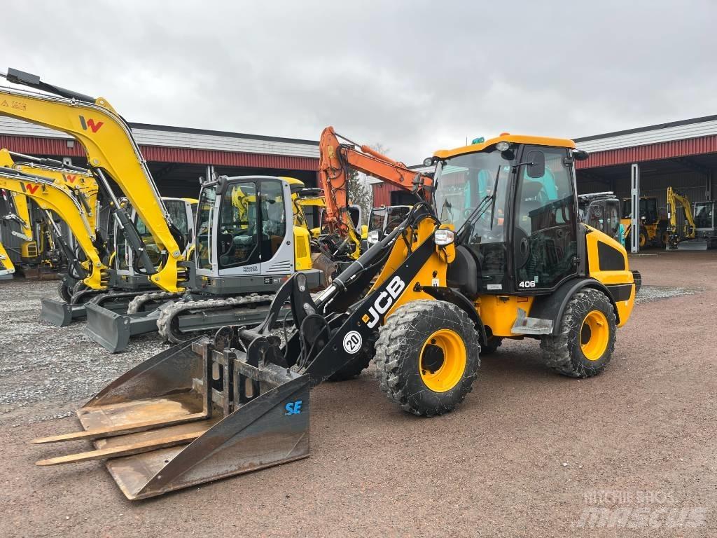 JCB 406 - Uthyres Incarcator pe pneuri