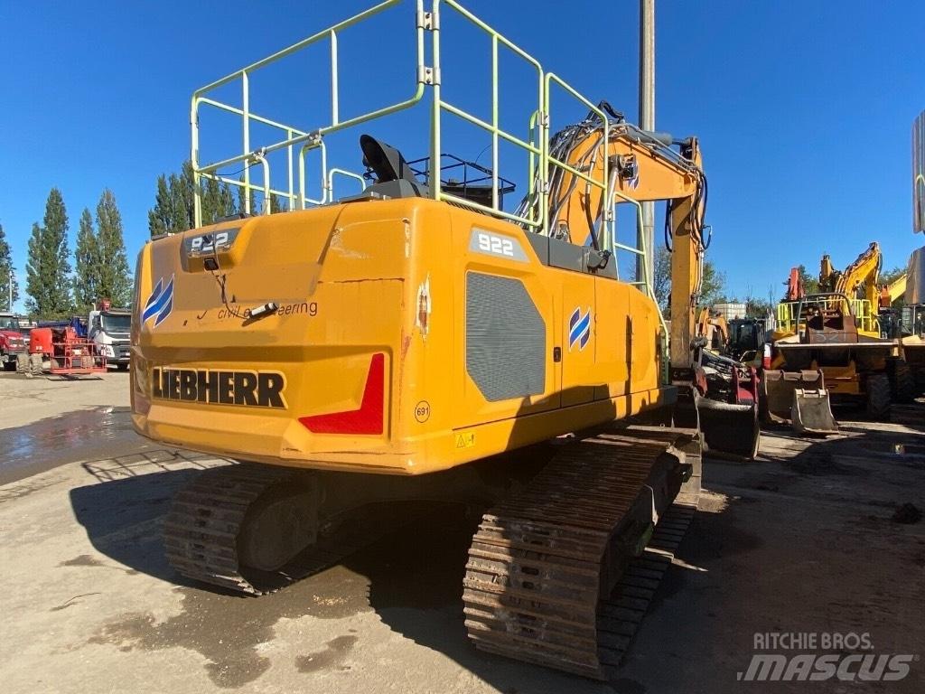 Liebherr R 922 Excavatoare pe șenile

