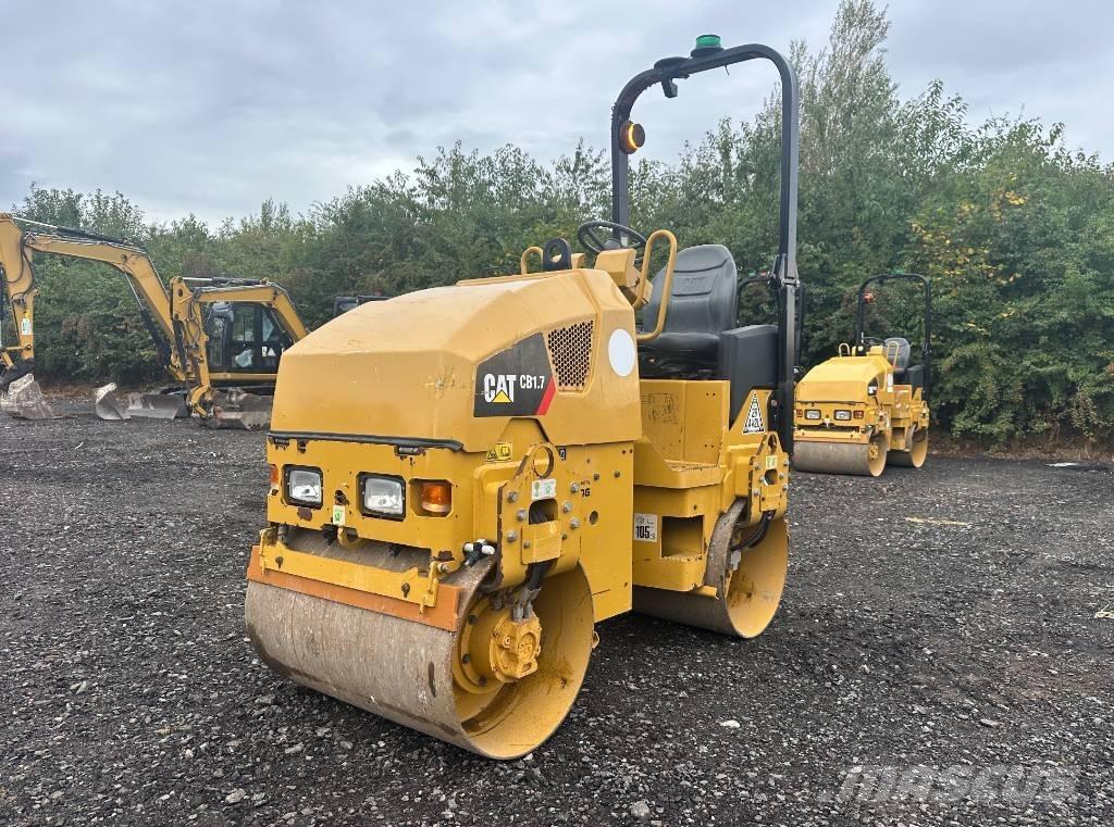 CAT CB 1.7 Cilindri compactori dubli