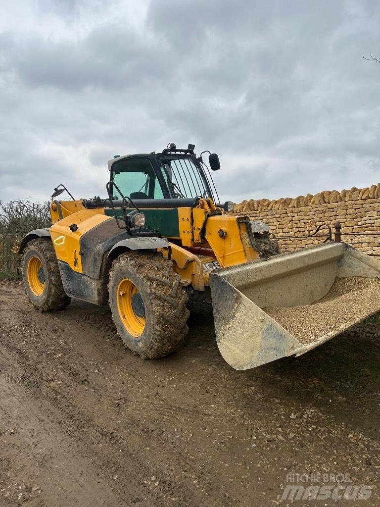 JCB 535-95 Excavatoare pe șenile
