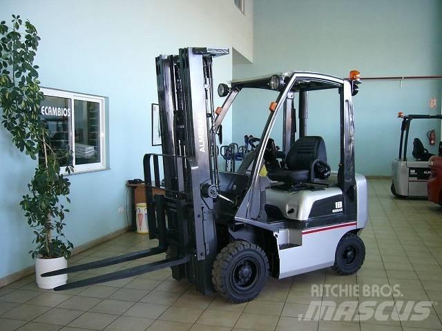 Nissan Y1D18 Stivuitor diesel