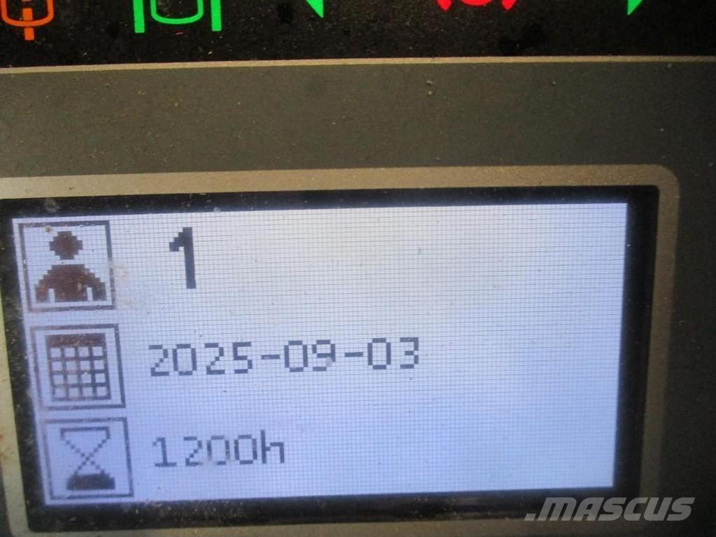 BT RRE 160 Stivuitor cu catarg retractabil