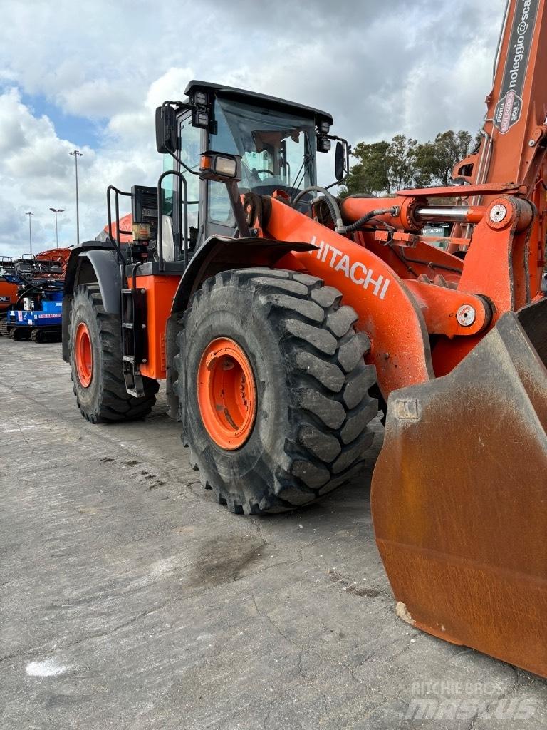 Hitachi ZW 310-6 Incarcator pe pneuri