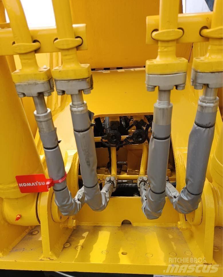Komatsu PC 210 LC Excavatoare pe șenile
