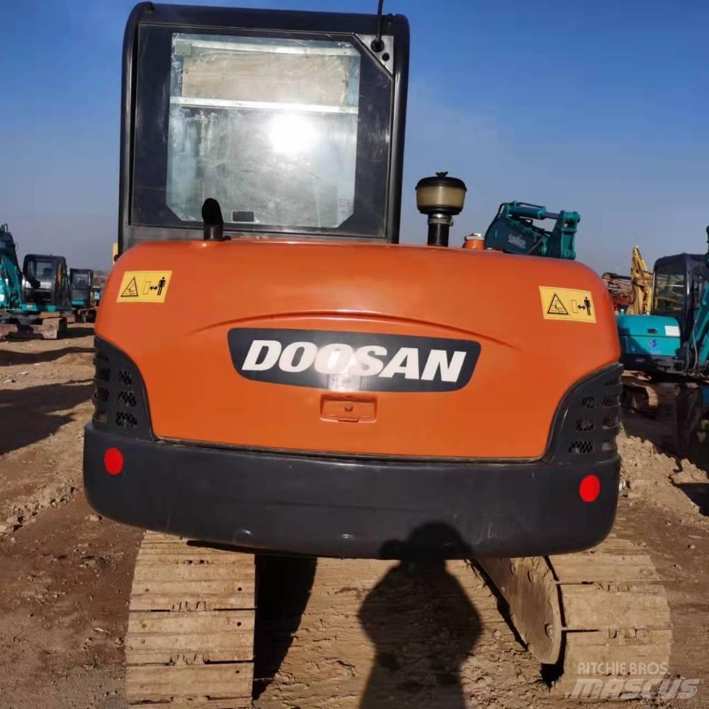 Doosan DH60-7 Excavatoare pe șenile
