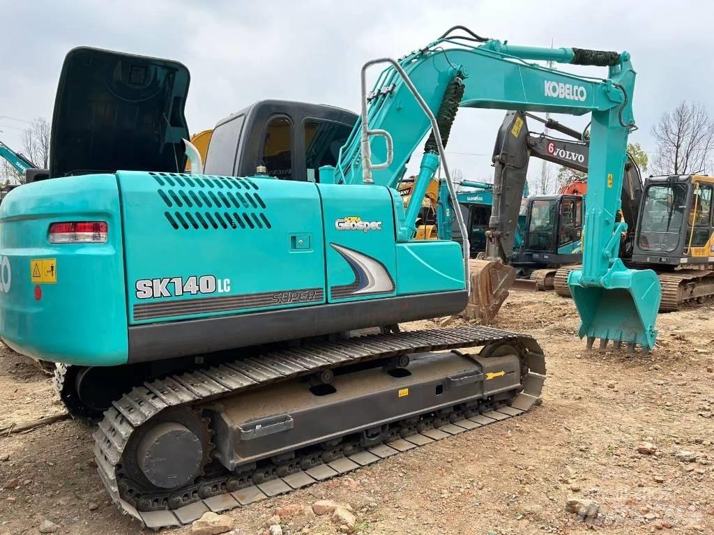 Kobelco SK140-8 Excavatoare pe șenile
