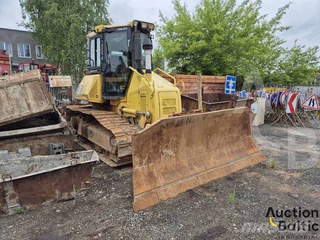 Komatsu D51EX-22 Buldozere pe senile
