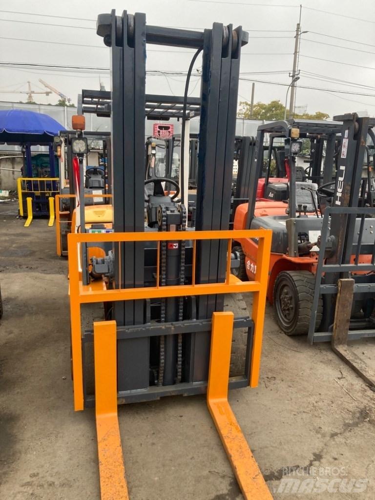 TCM 30 Stivuitor diesel