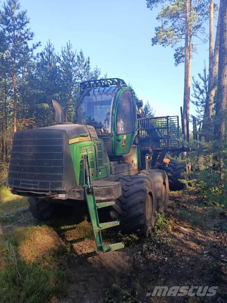 John Deere 1510 IT4 Transportoare